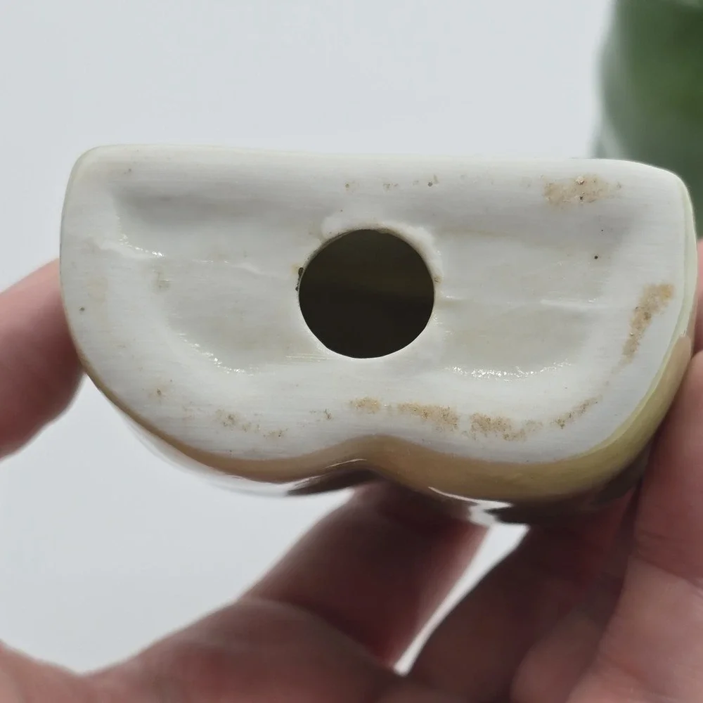 Vtg Whole Halved Green Bell Pepper Salt and Pepper Shakers‎ Ceramic Mcm Kitschy